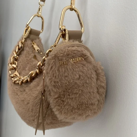 Steve Madden Tan Faux Fur Bag with Gold Chain - Picture 4 of 10